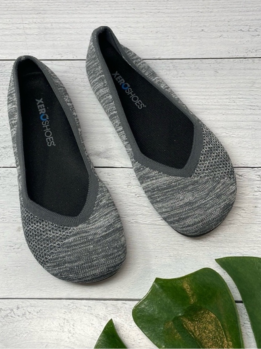 Xero Shoes Phoenix Knit Casual Flats in Gray 5.5 S74